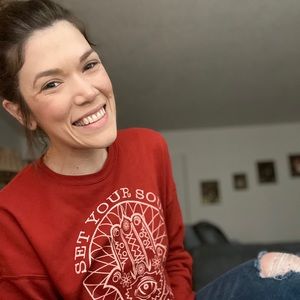 Meet your Posher, Liz